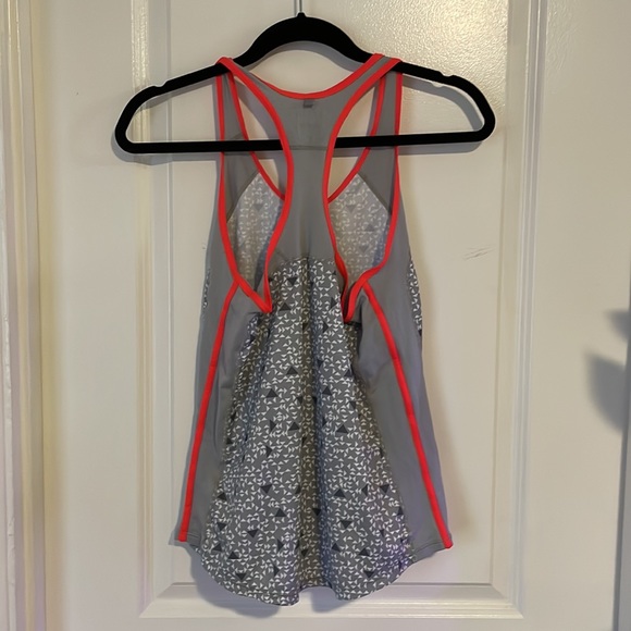 Nike dry-fit top size M - Picture 2 of 2